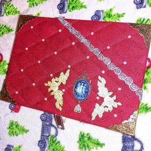 Lady Dimitrescus Getaway Jewelry Box